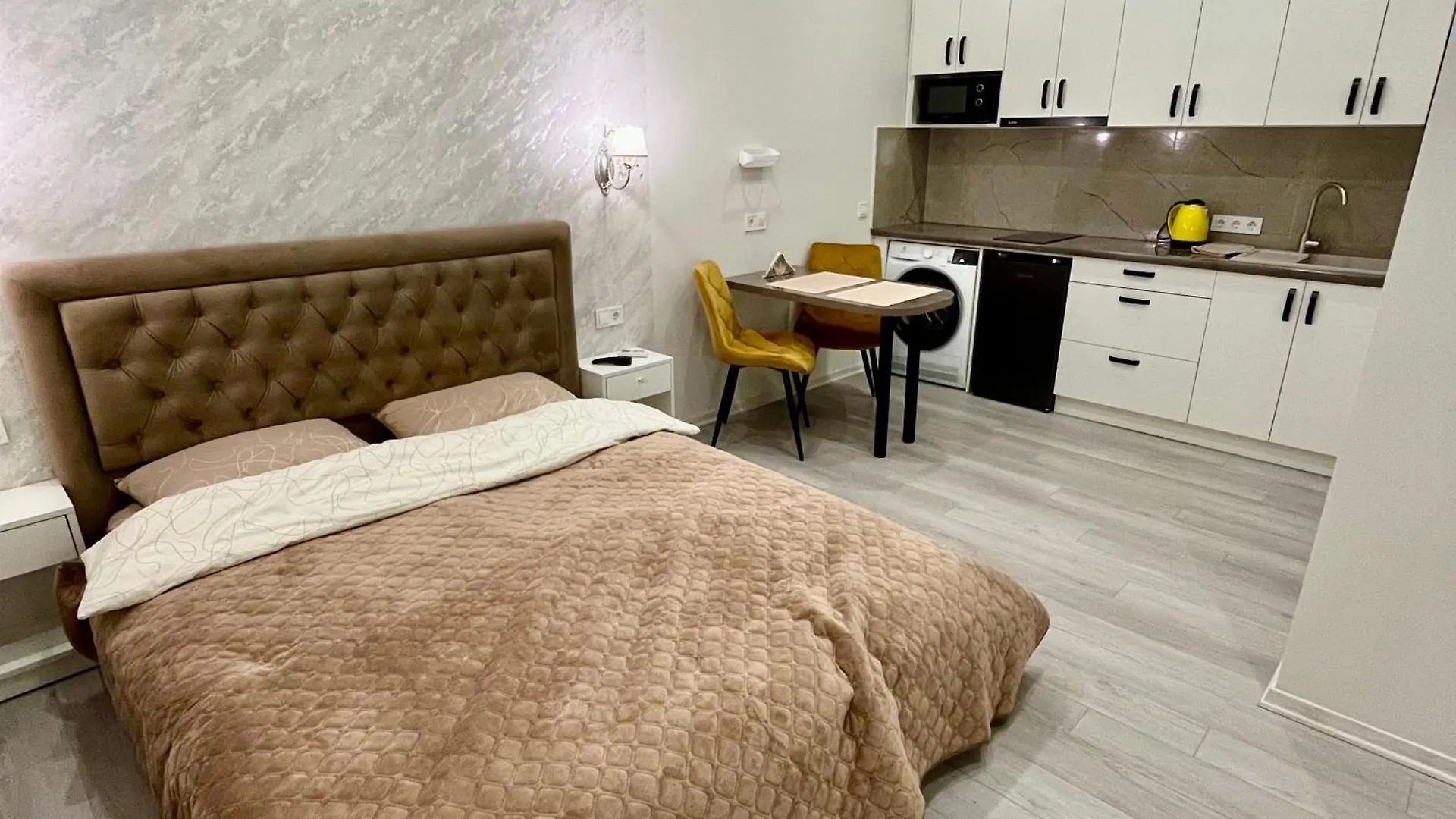 Central Park Apartment Lviv 0*,  Ukraine